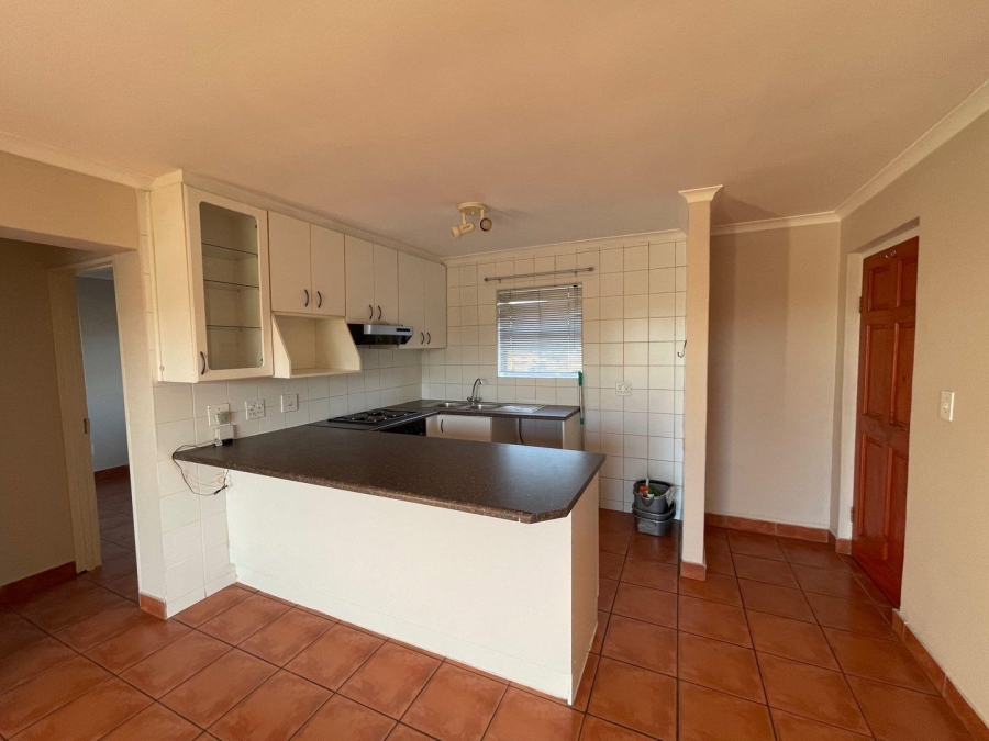 To Let 2 Bedroom Property for Rent in Vredekloof Western Cape